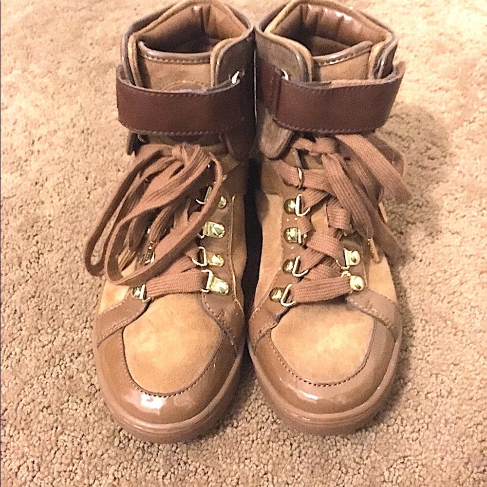 🌸SALE🌸 Michael Kors Brown High Top Sneakers